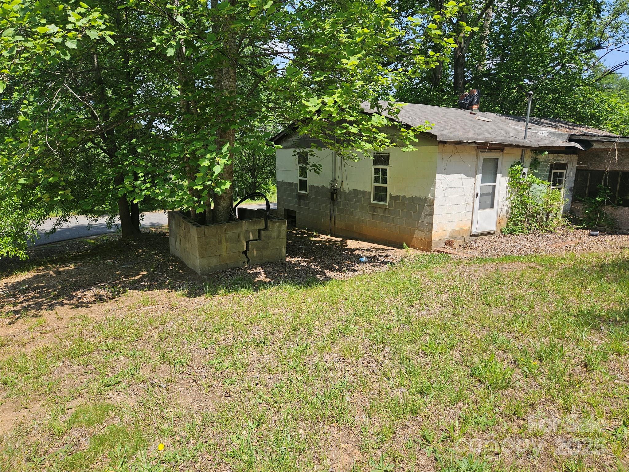 123 Dewberry Hill