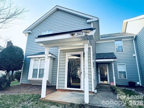 Photo of 2802 Iron Gate Lane, Charlotte, NC 28212 (MLS # 4335042)