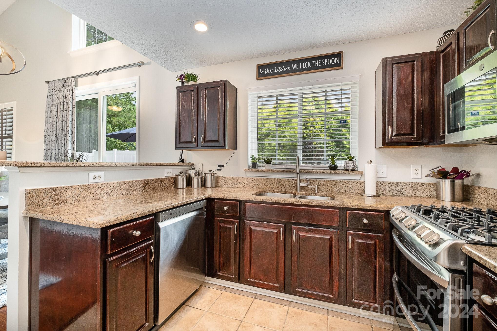 Highland Creek - Residential