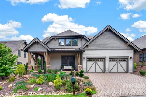 Photo of 44 Stills Creek Loop, Fairview, NC 28730 (MLS # 4419416)