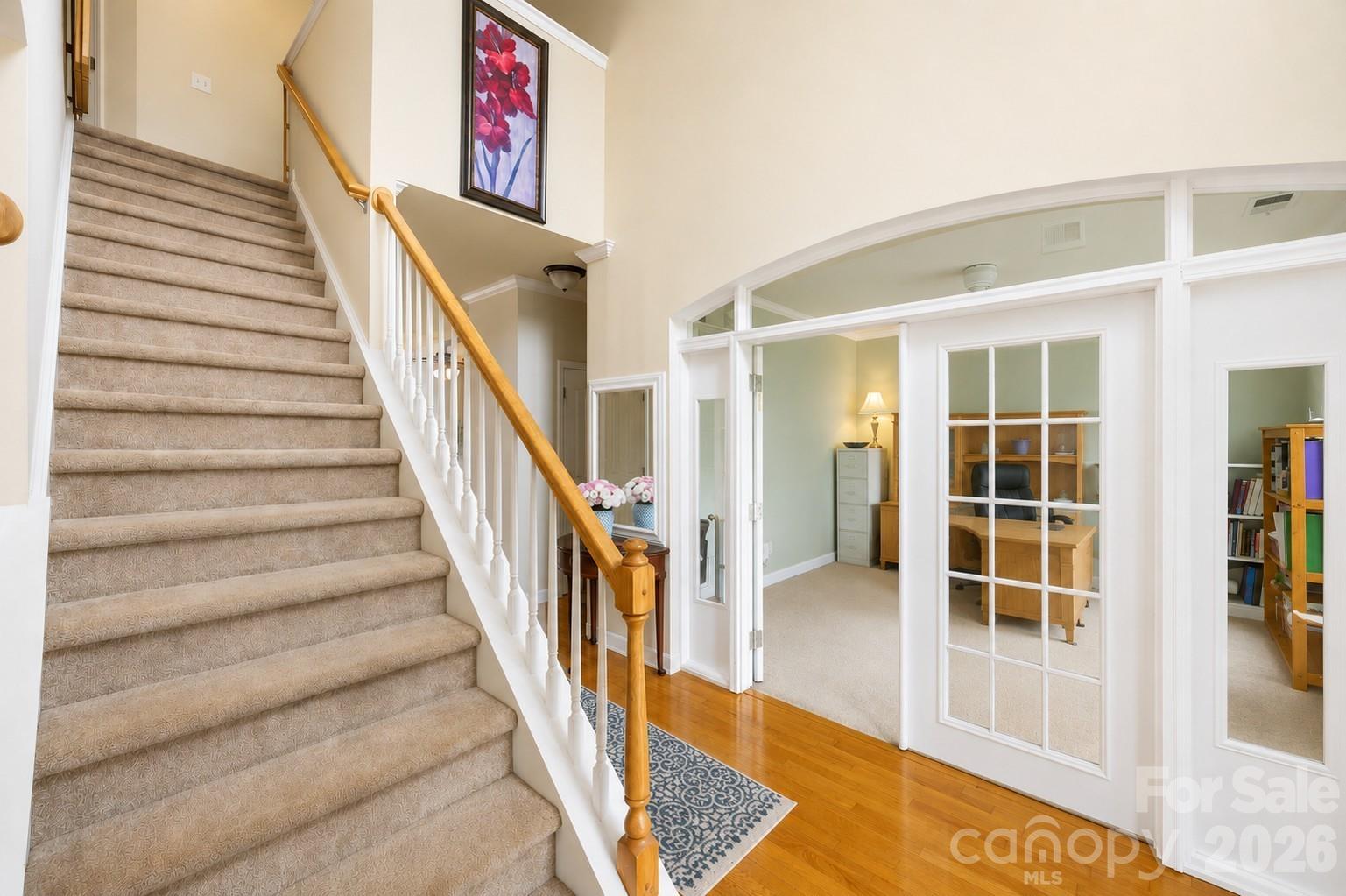 1086 Arrowhead Drive SE