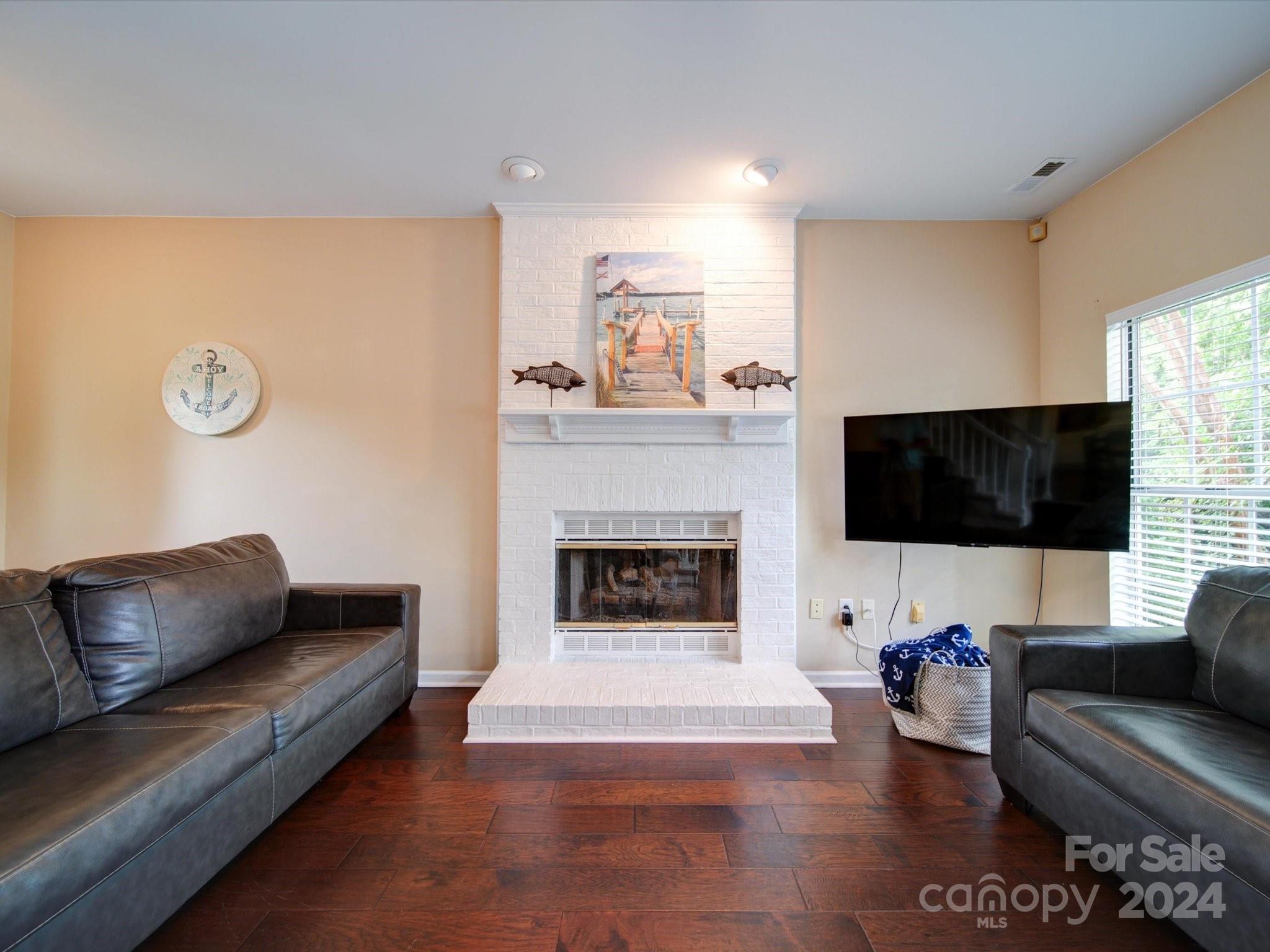 Bridgeport - Residential