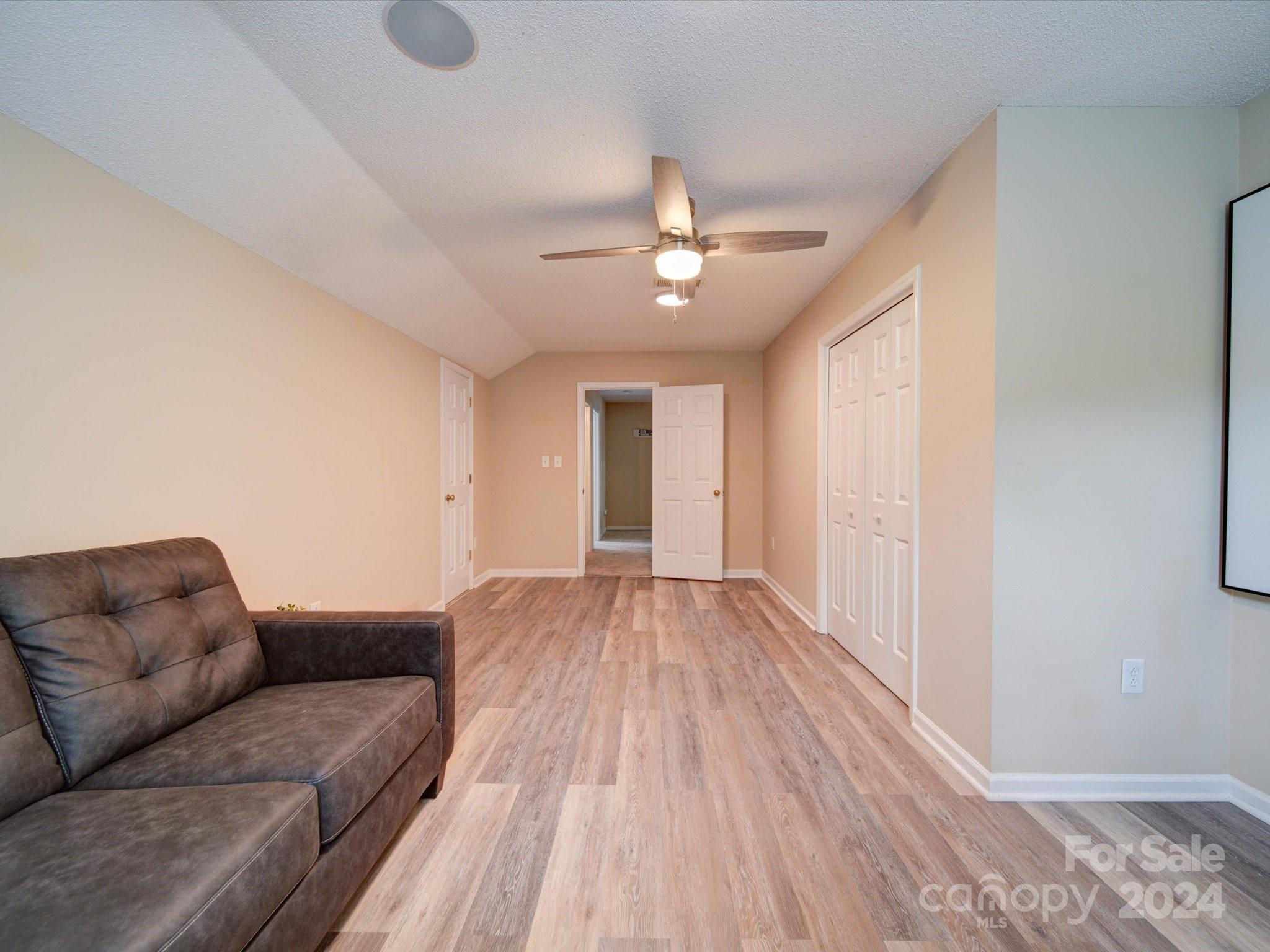 Bridgeport - Residential