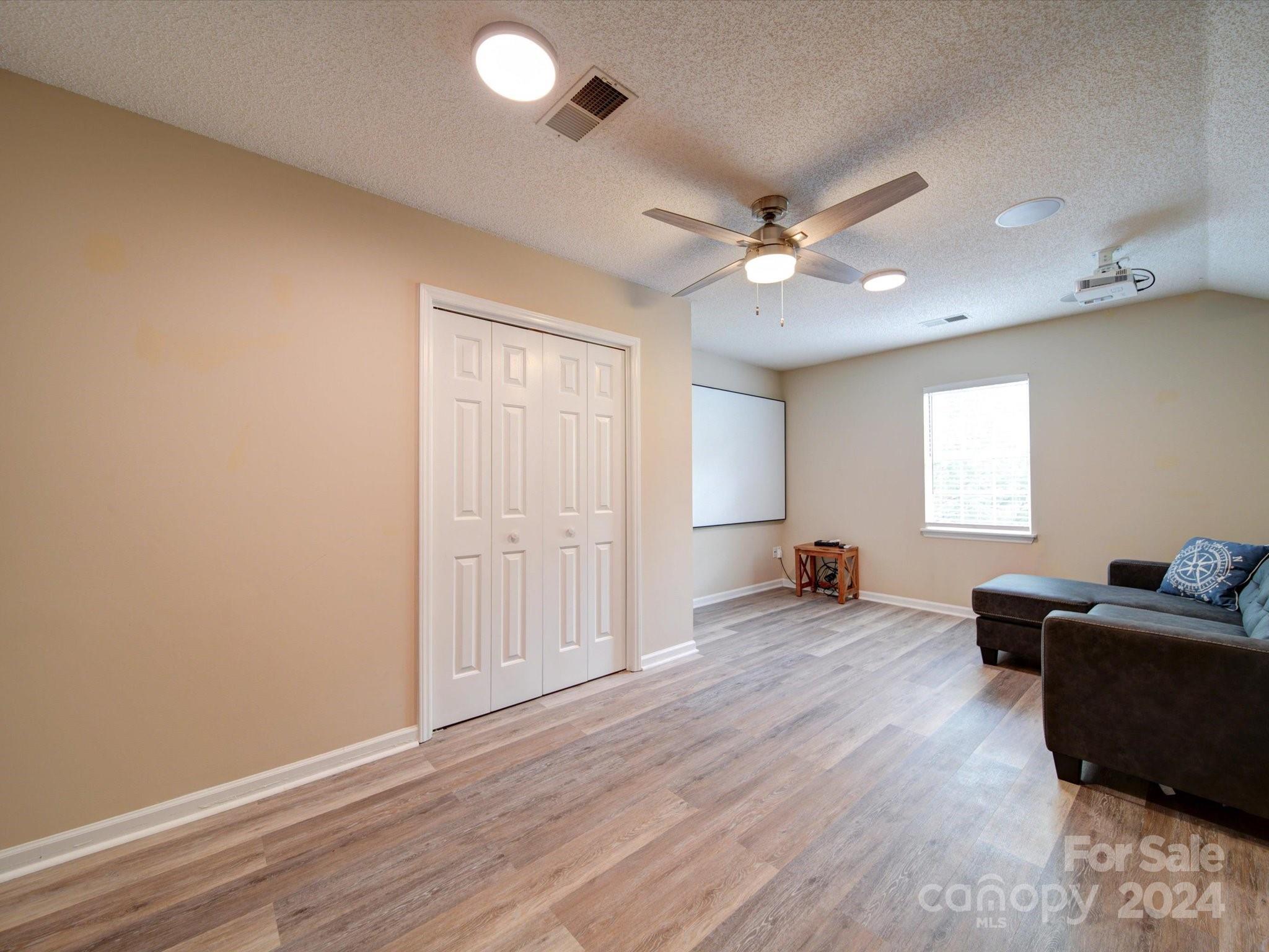 Bridgeport - Residential