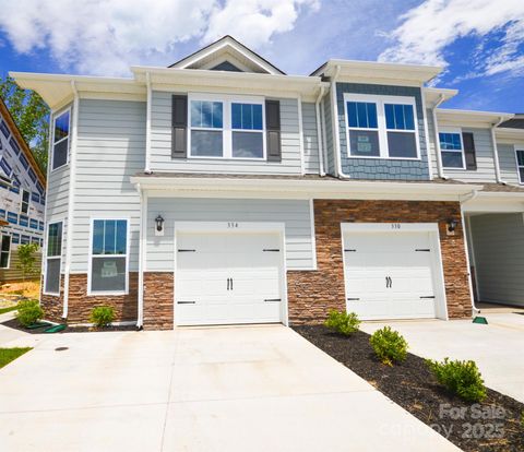 334 Creekview Road Hendersonville NC 28792