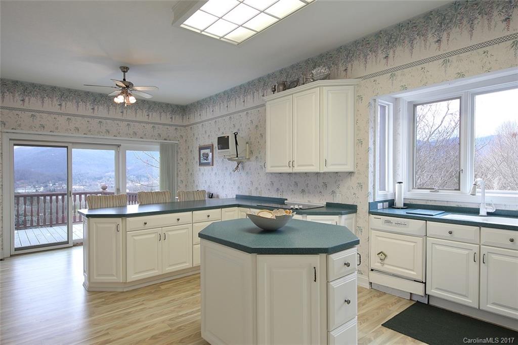 Laurel Ridge Country Club - Residential