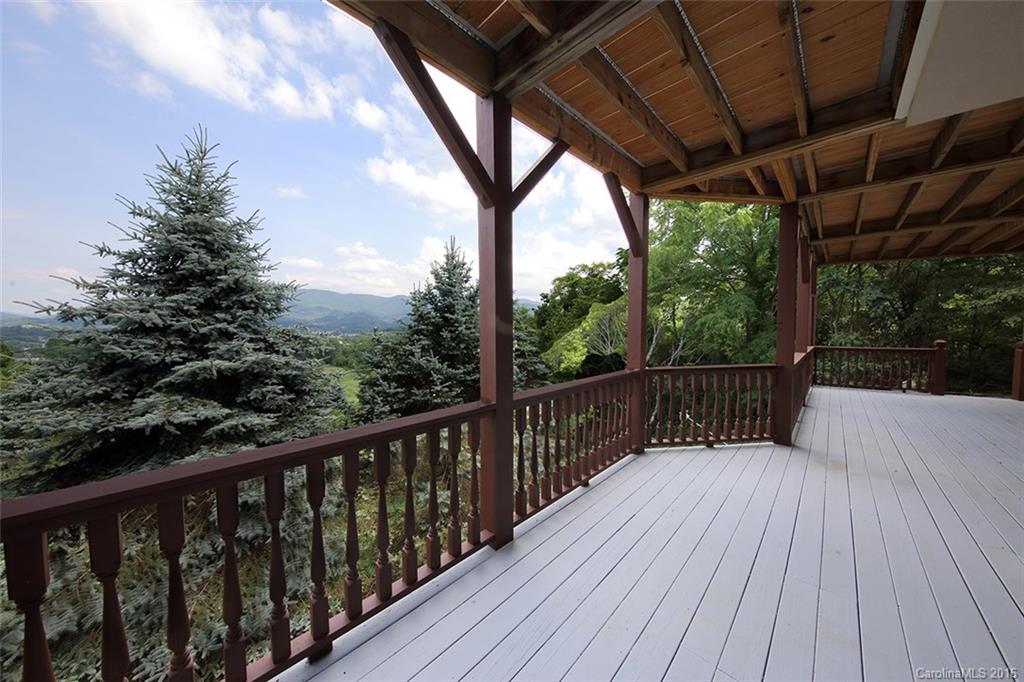 Laurel Ridge Country Club - Residential