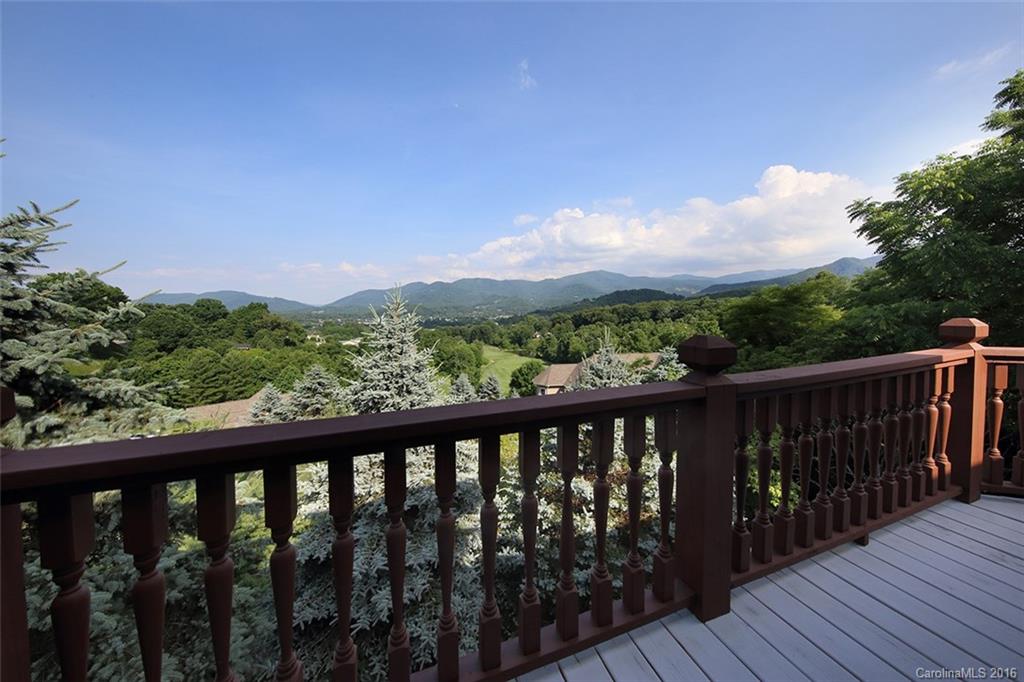 Laurel Ridge Country Club - Residential