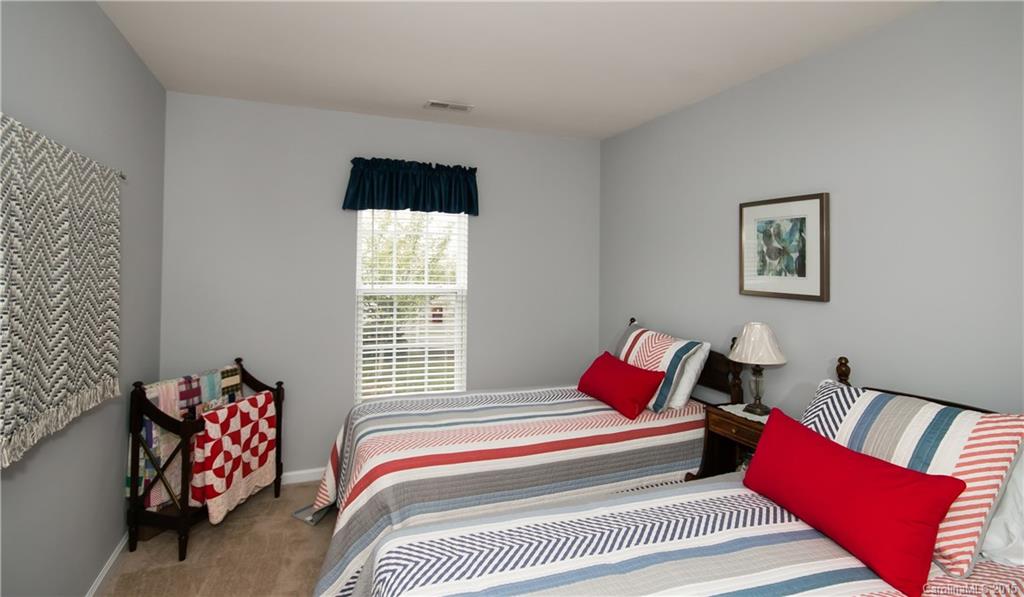 Autumn Cove At Lake Wylie - Residential