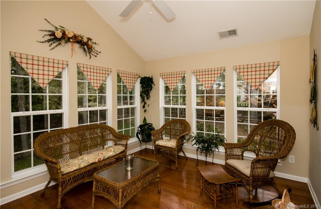 Autumn Cove At Lake Wylie - Residential