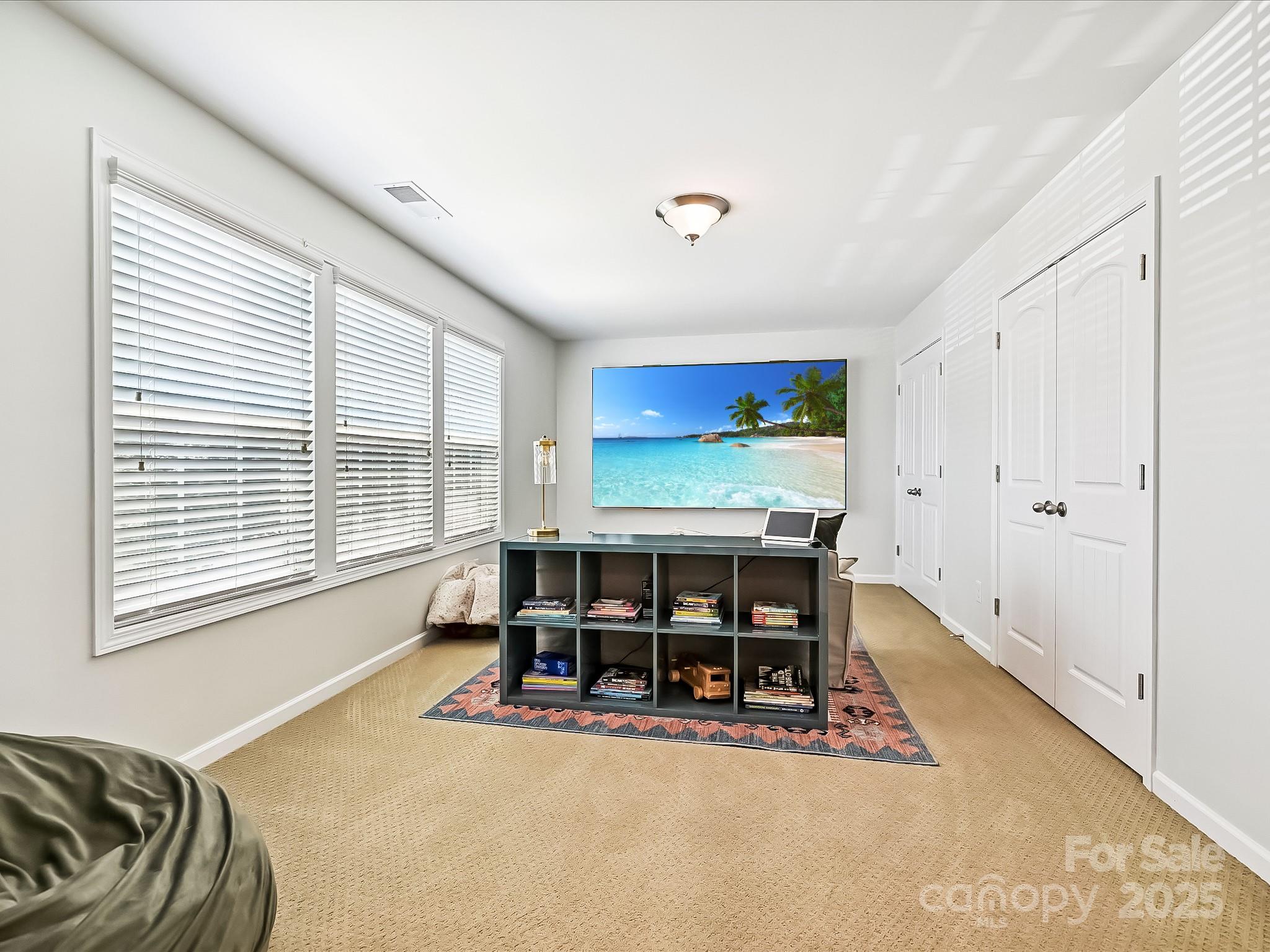 Lakebridge - Residential