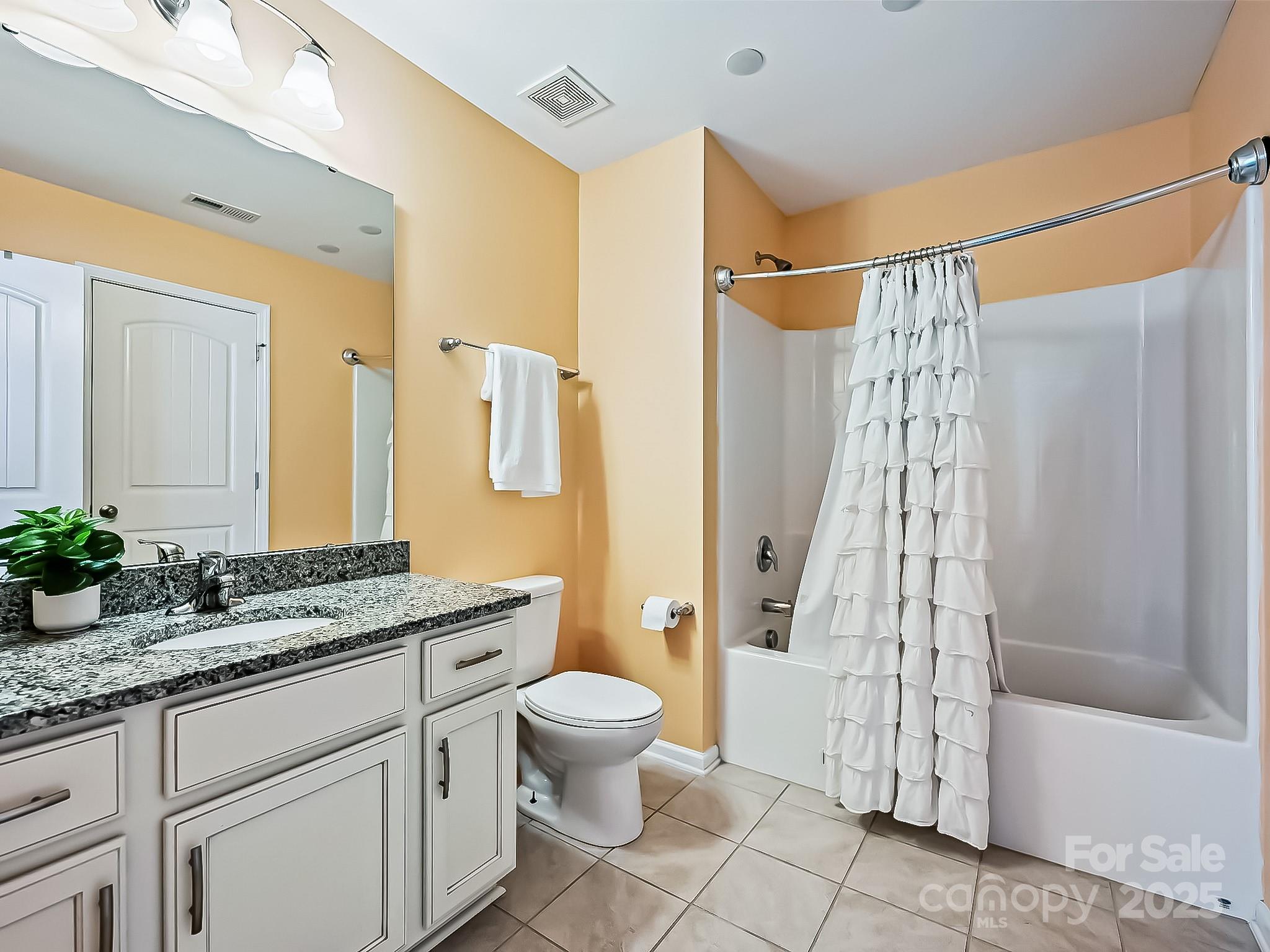 Lakebridge - Residential