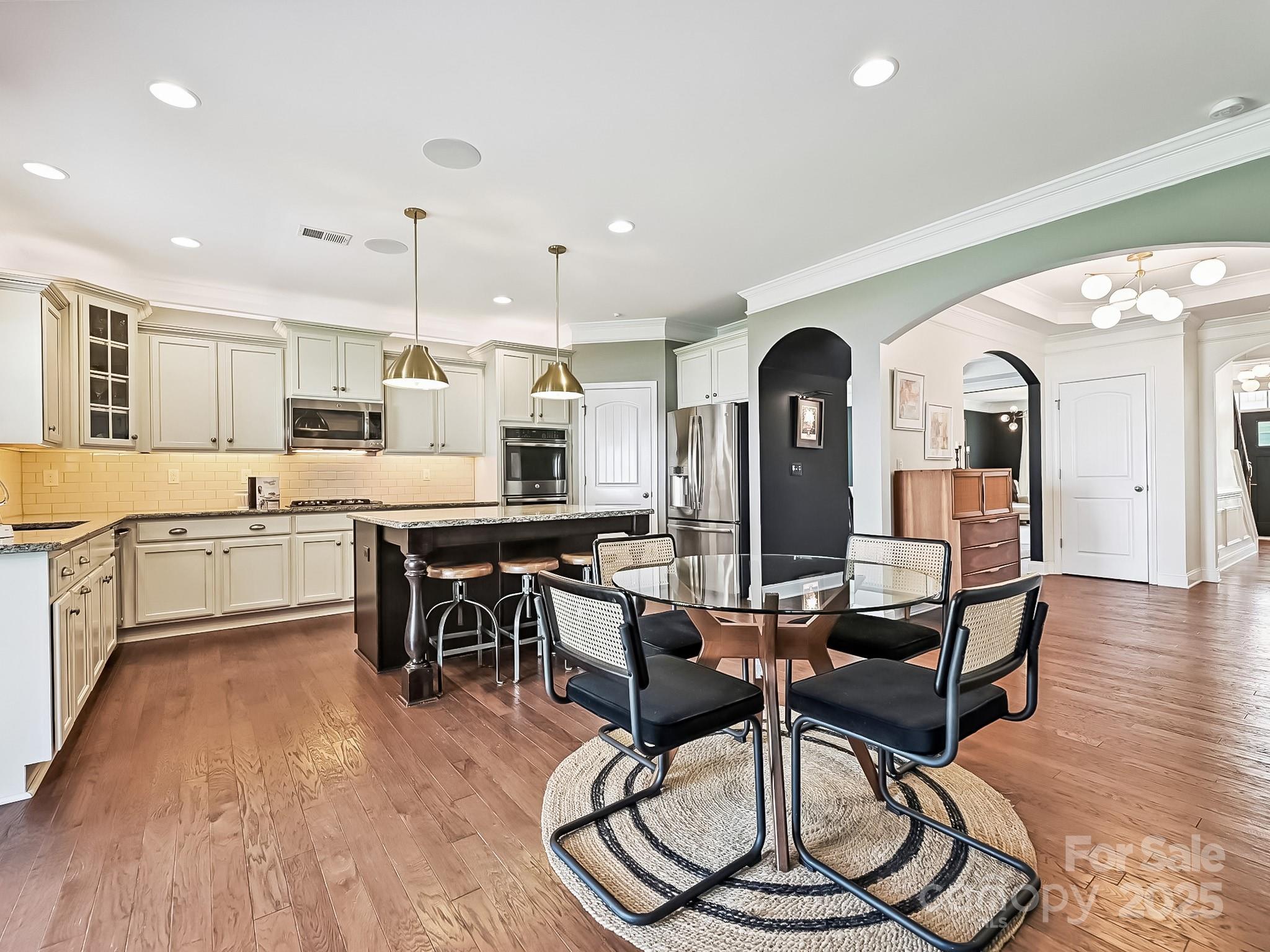 Lakebridge - Residential