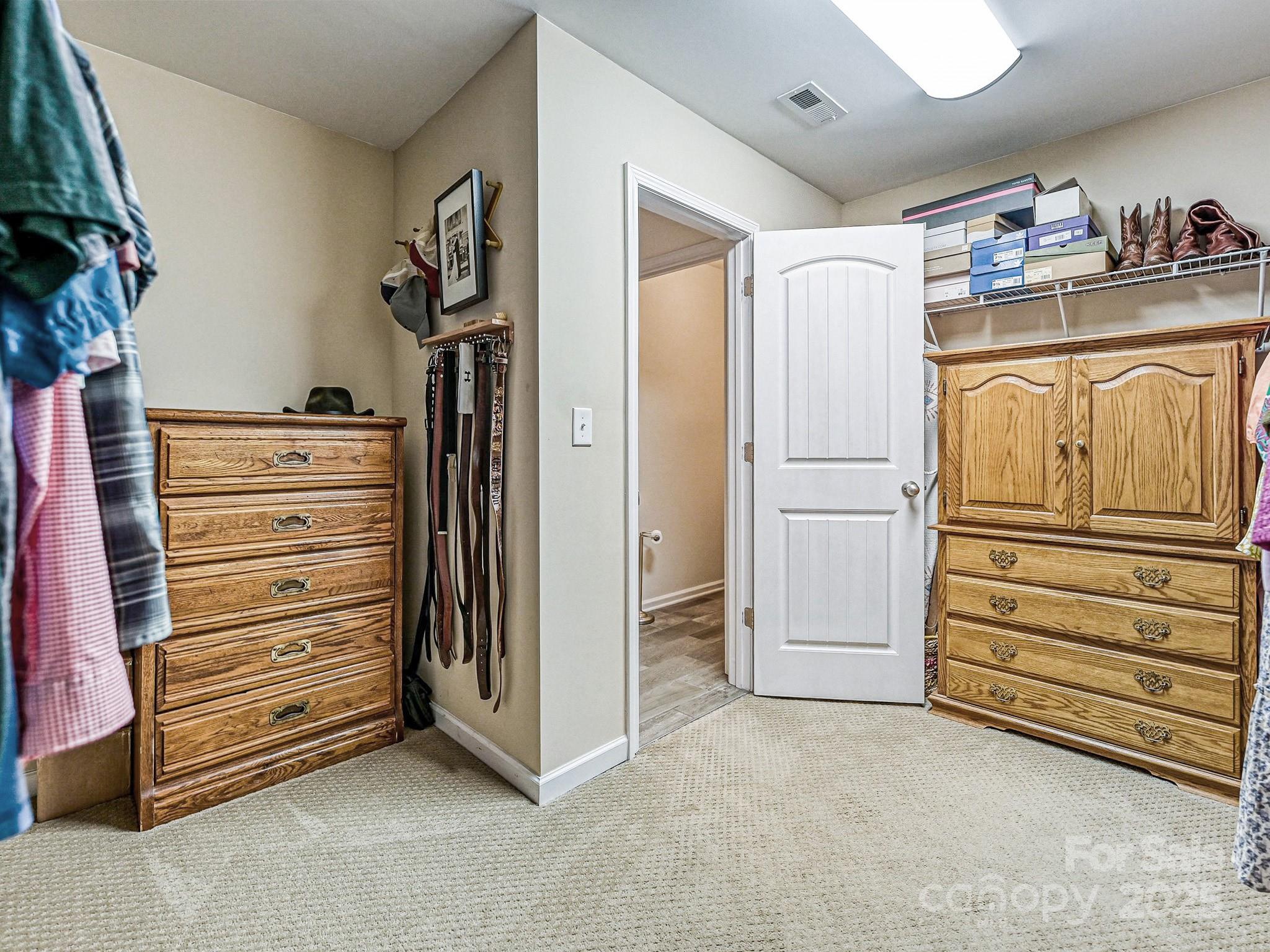 Lakebridge - Residential