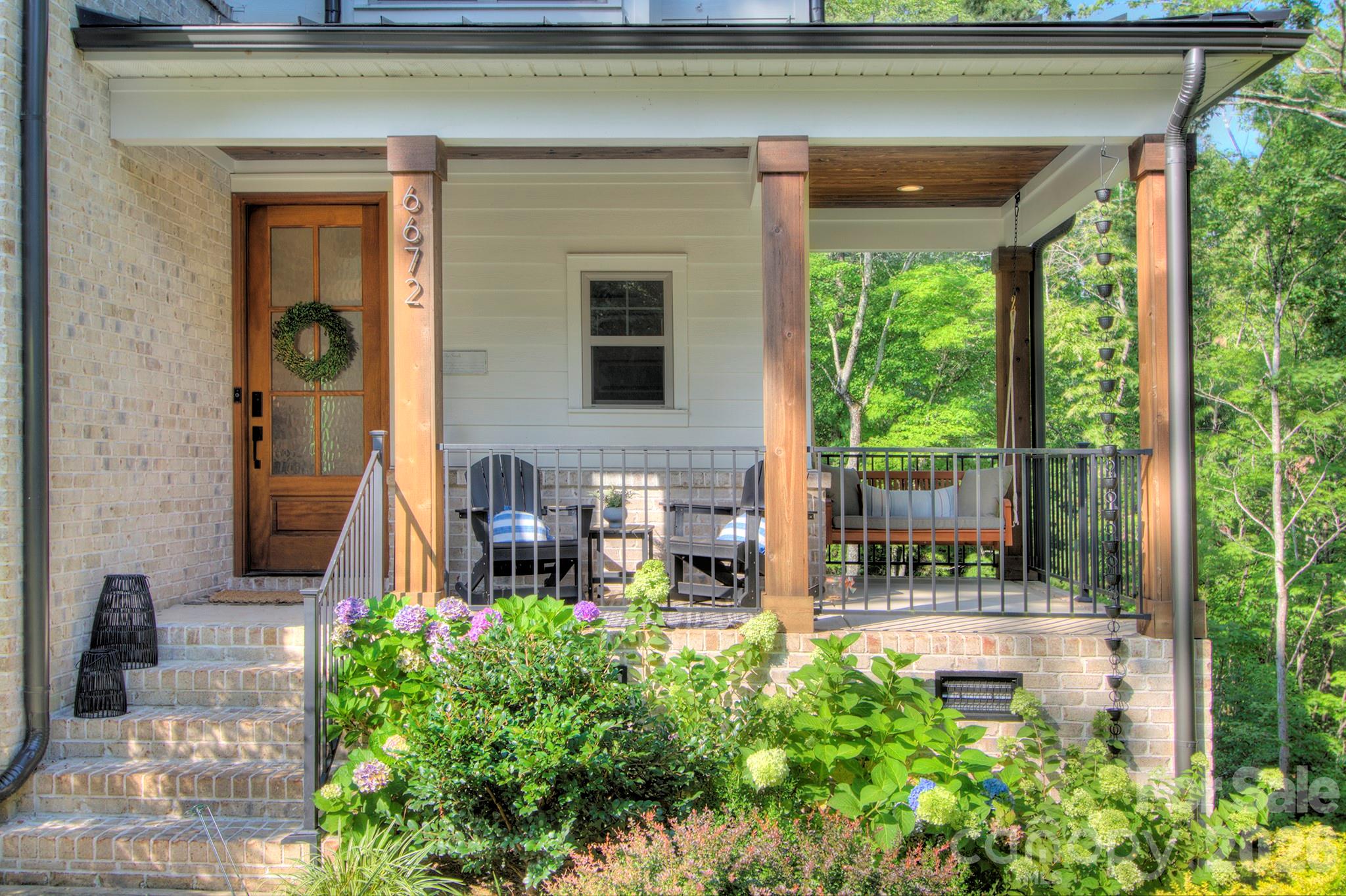 6672 Maple Spring Court