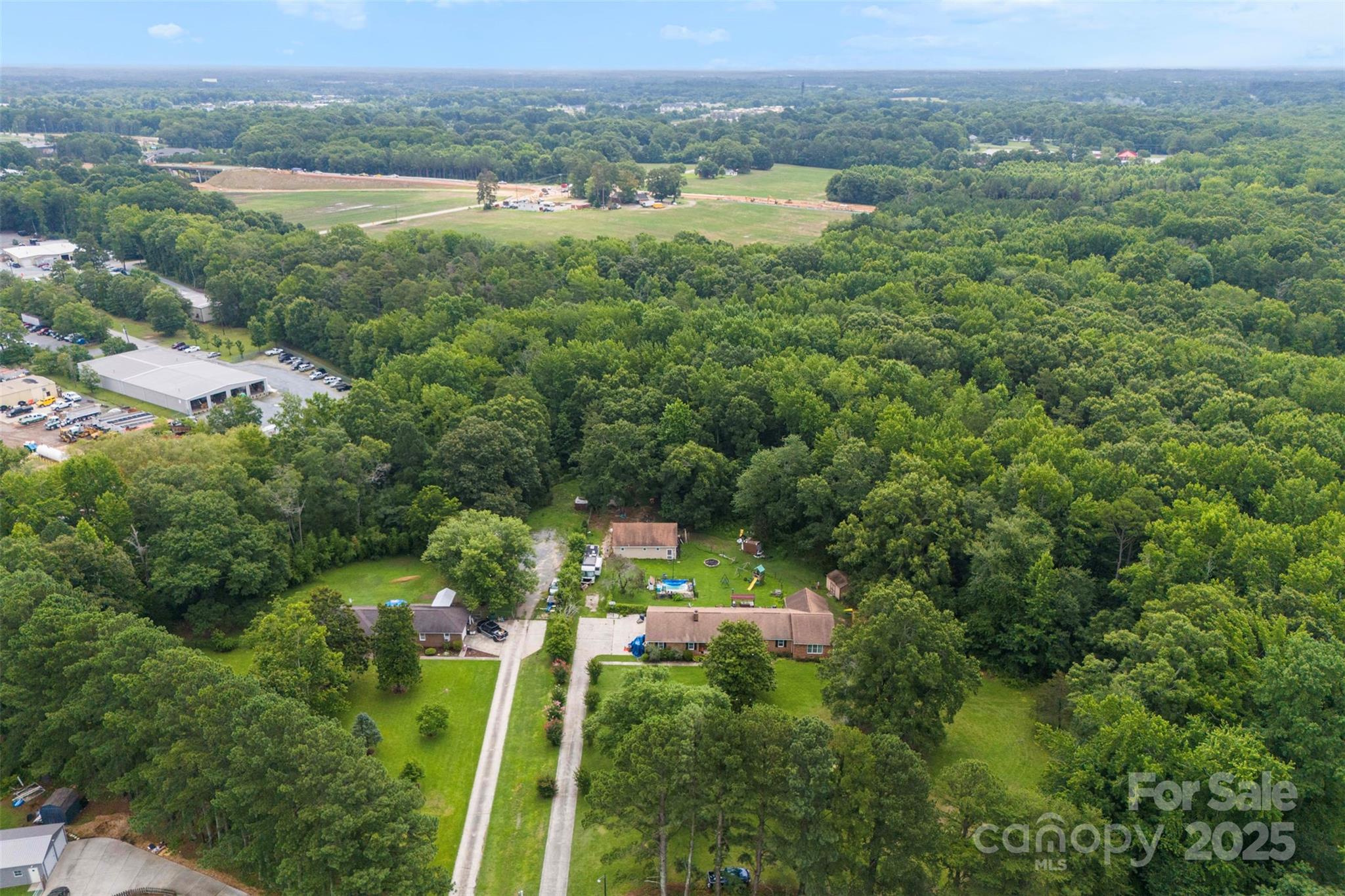 724 Catawba Circle N