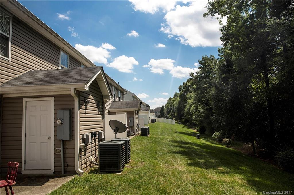 MacArthur Landing - Residential