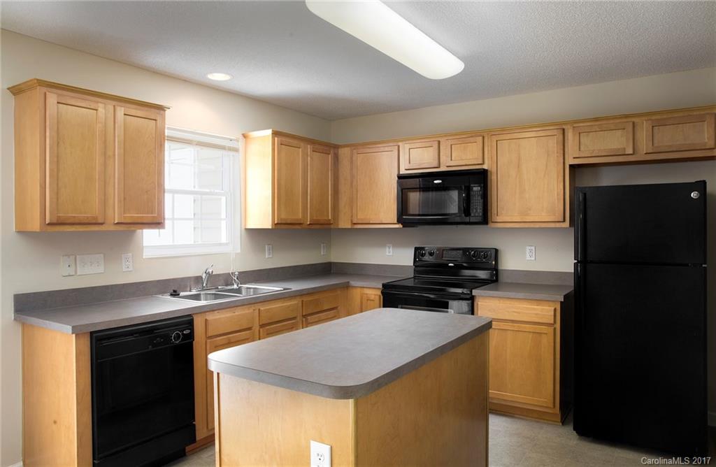MacArthur Landing - Residential