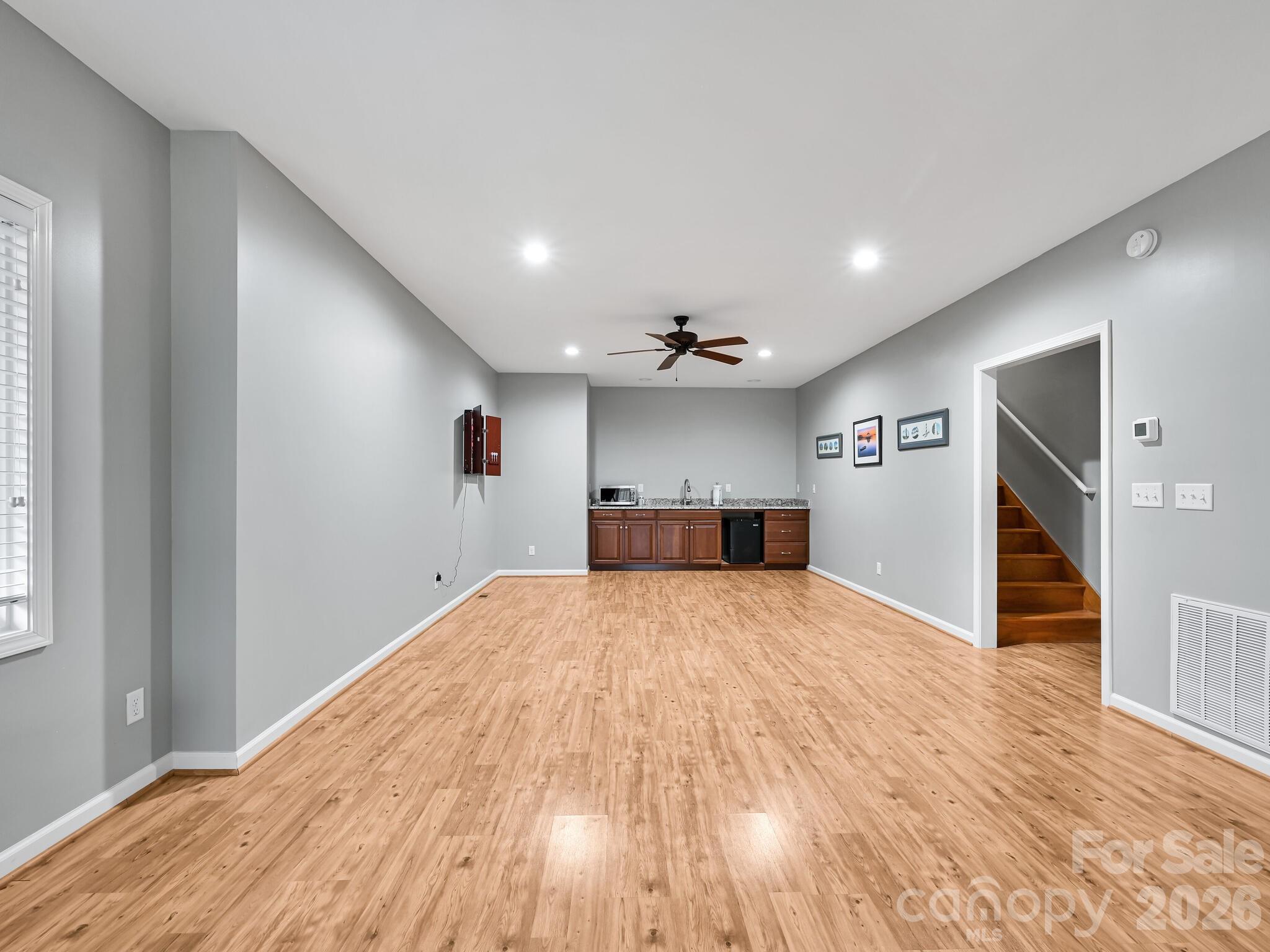 Cummings Cove - Residential