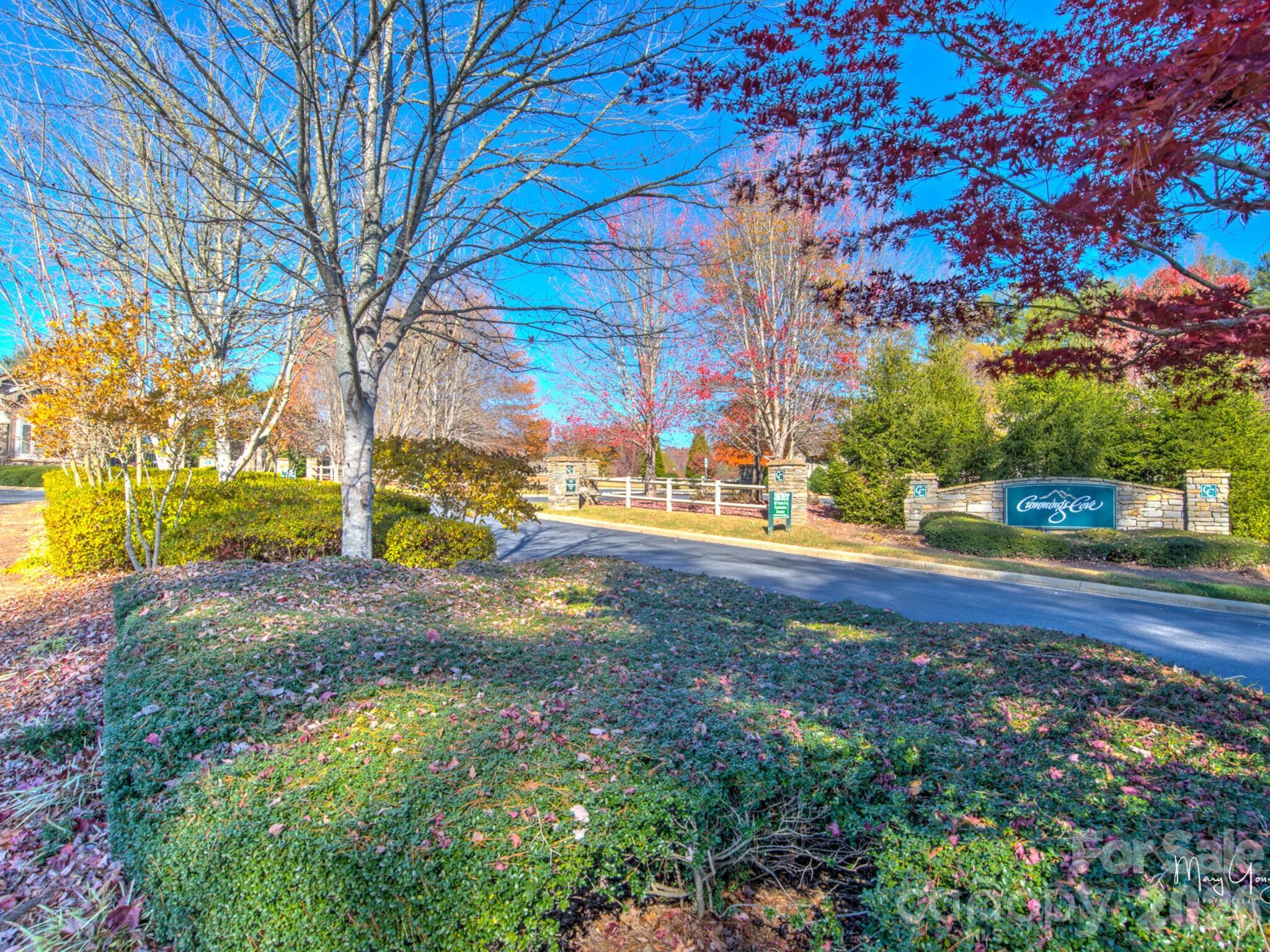 Cummings Cove - Residential