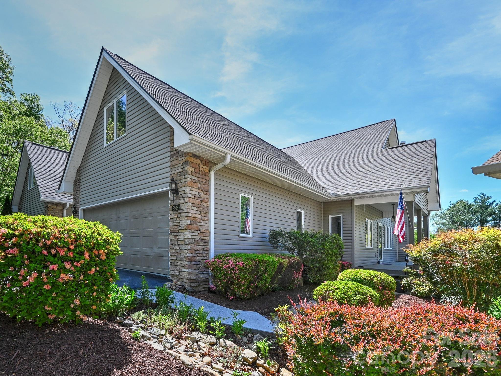 Cummings Cove - Residential