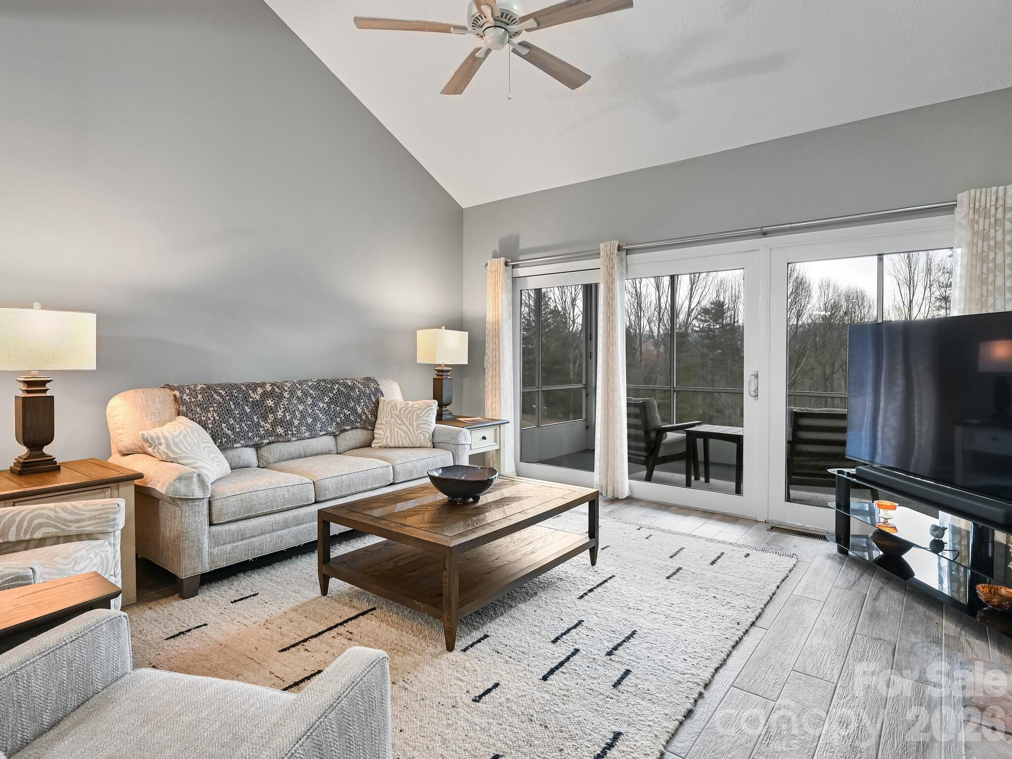 Cummings Cove - Residential