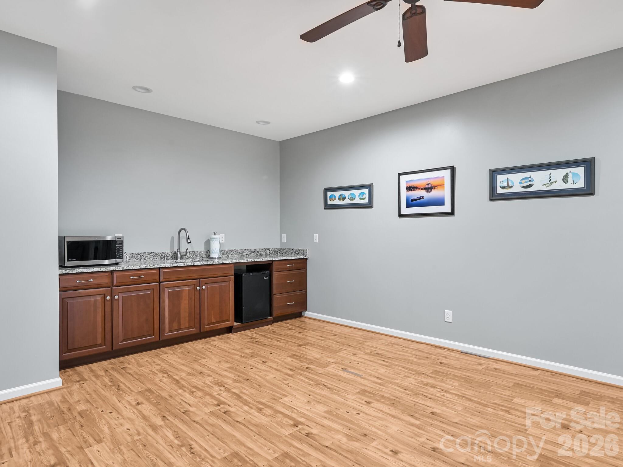 Cummings Cove - Residential