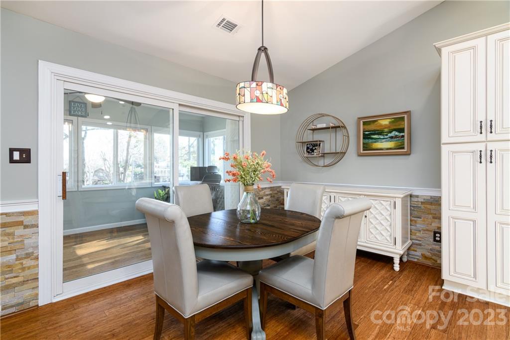 Tega Cay - Residential