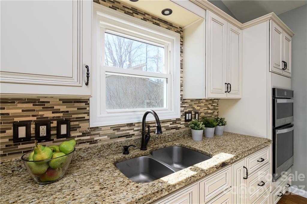 Tega Cay - Residential