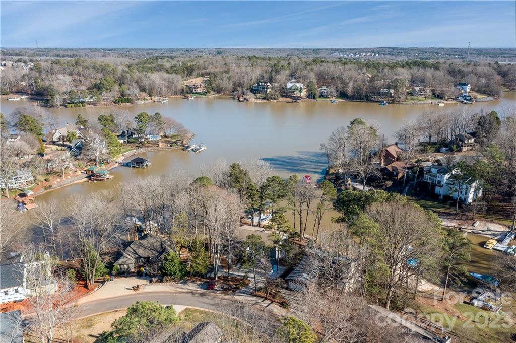 Tega Cay - Residential