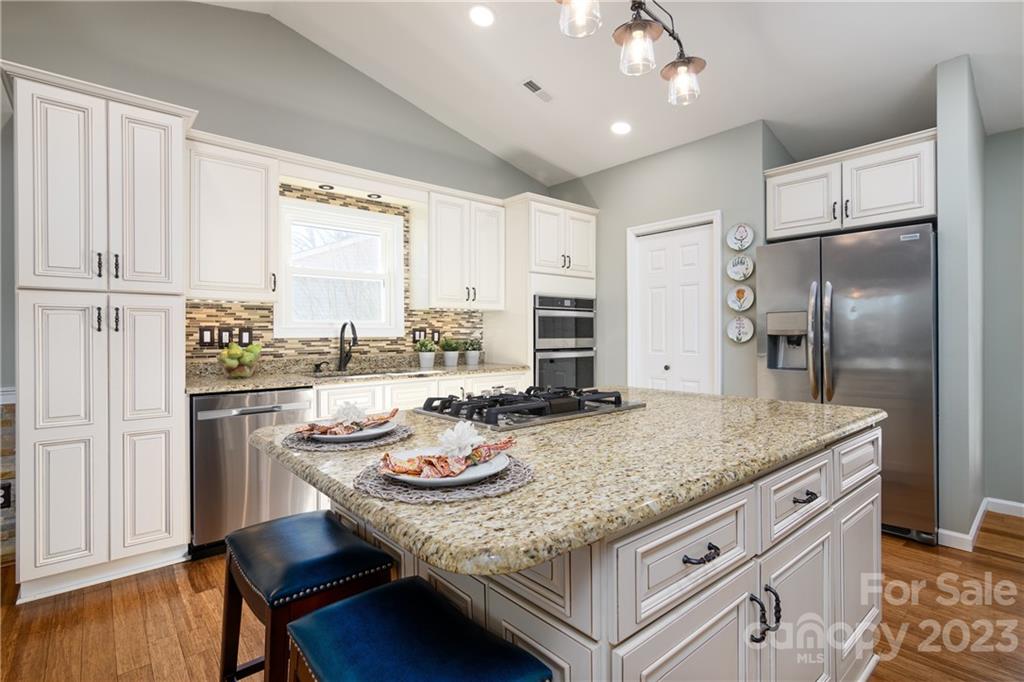 Tega Cay - Residential