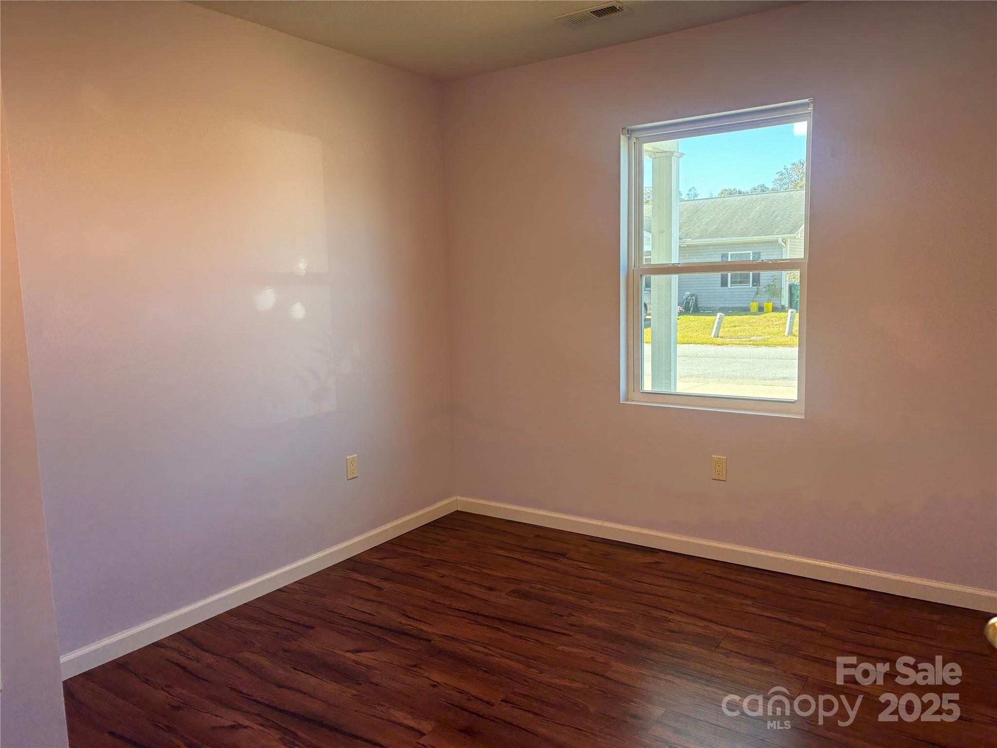 Dodd Meadows - Residential