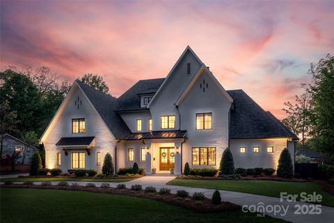 1976 Ferncliff Road Charlotte NC 28211