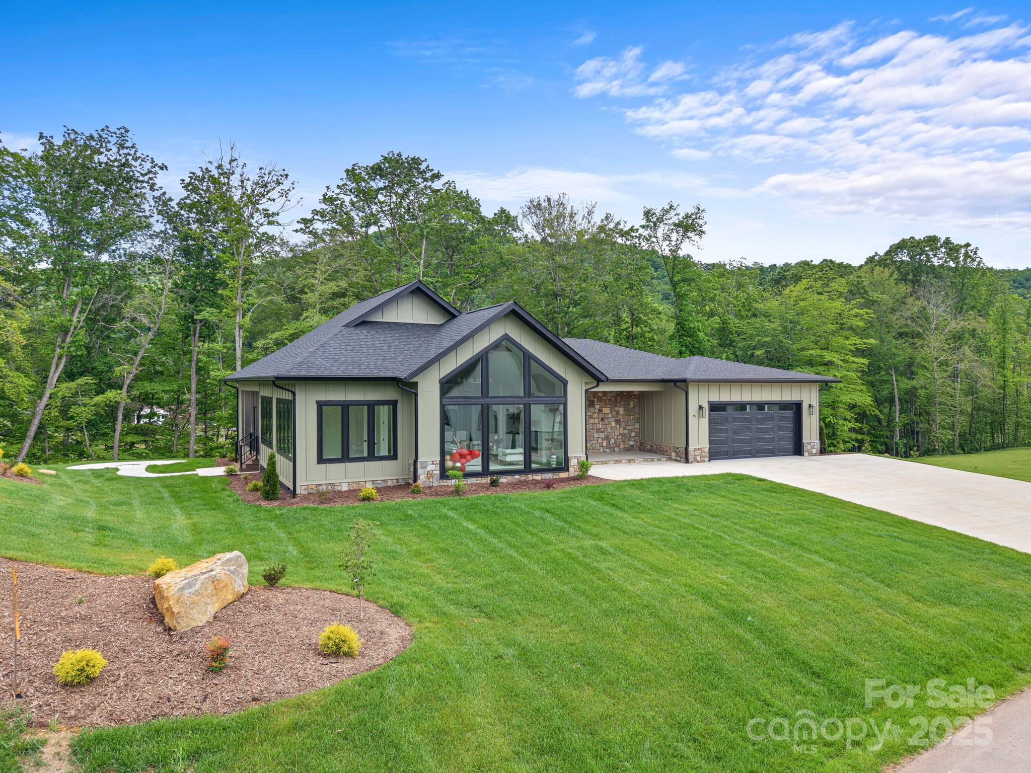 90 Bridgeway Drive 25