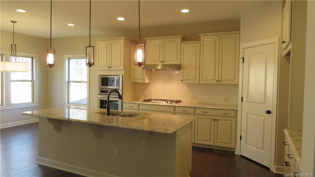 The Palisades - Residential