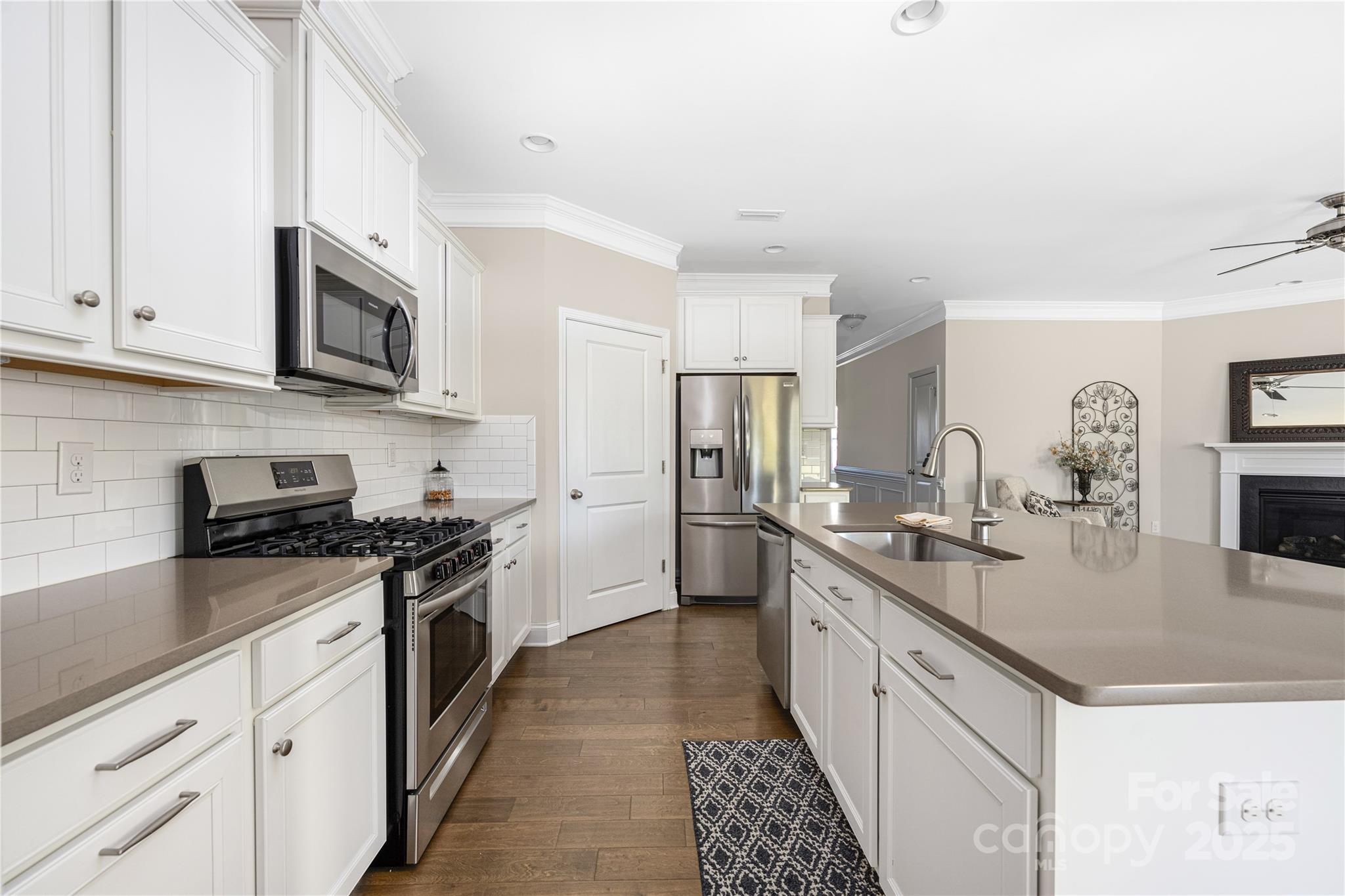 LakeWalk - Residential