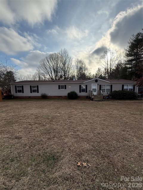 2423 Stones Throw Court Lenoir NC 28645