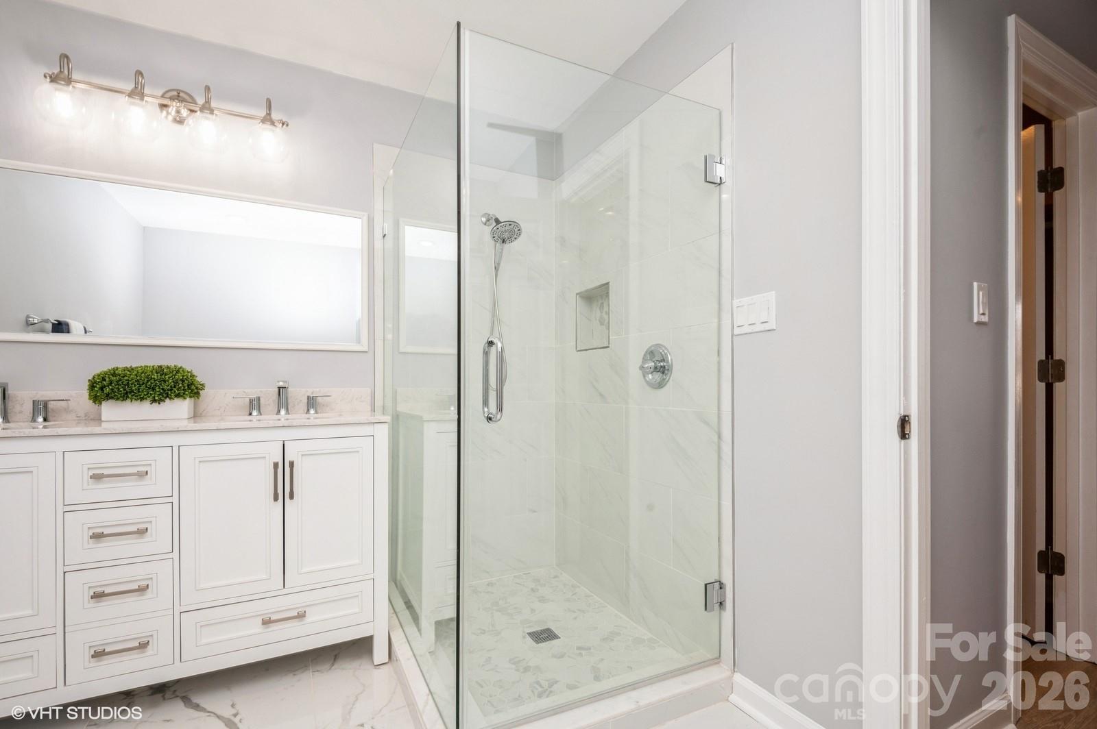 The Yachtsman - Residential