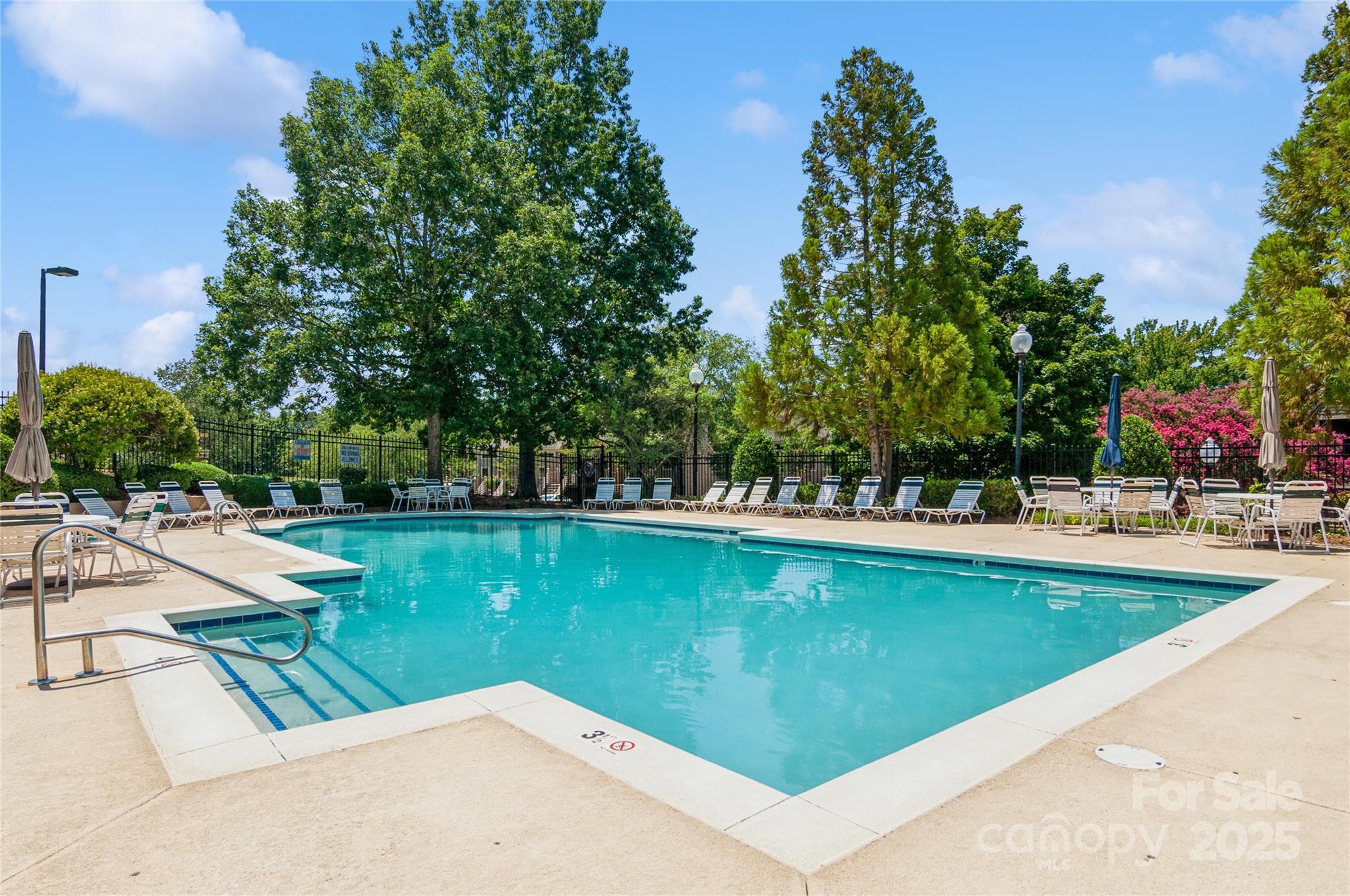 The Yachtsman - Residential