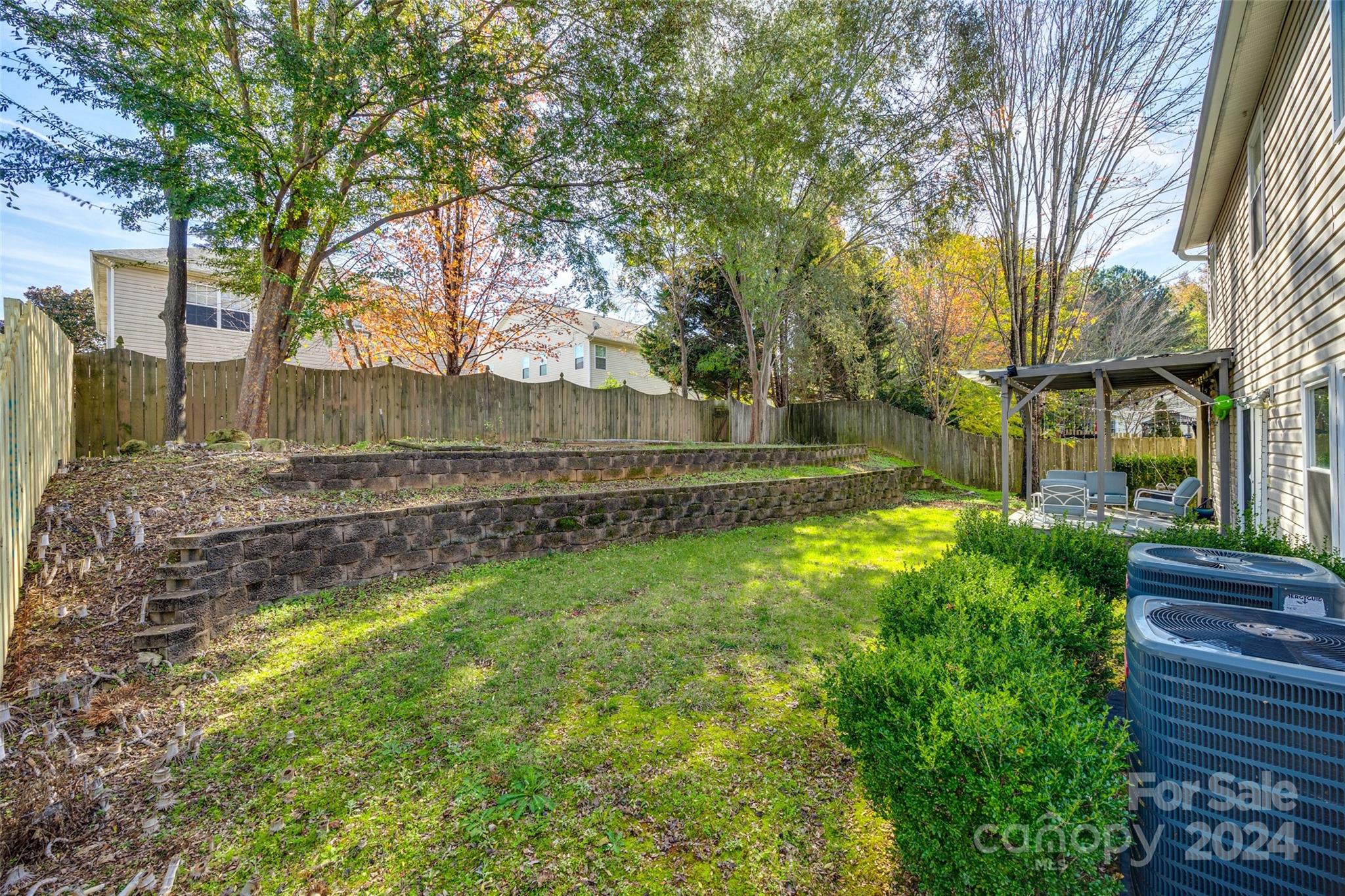 English Trails - Residential