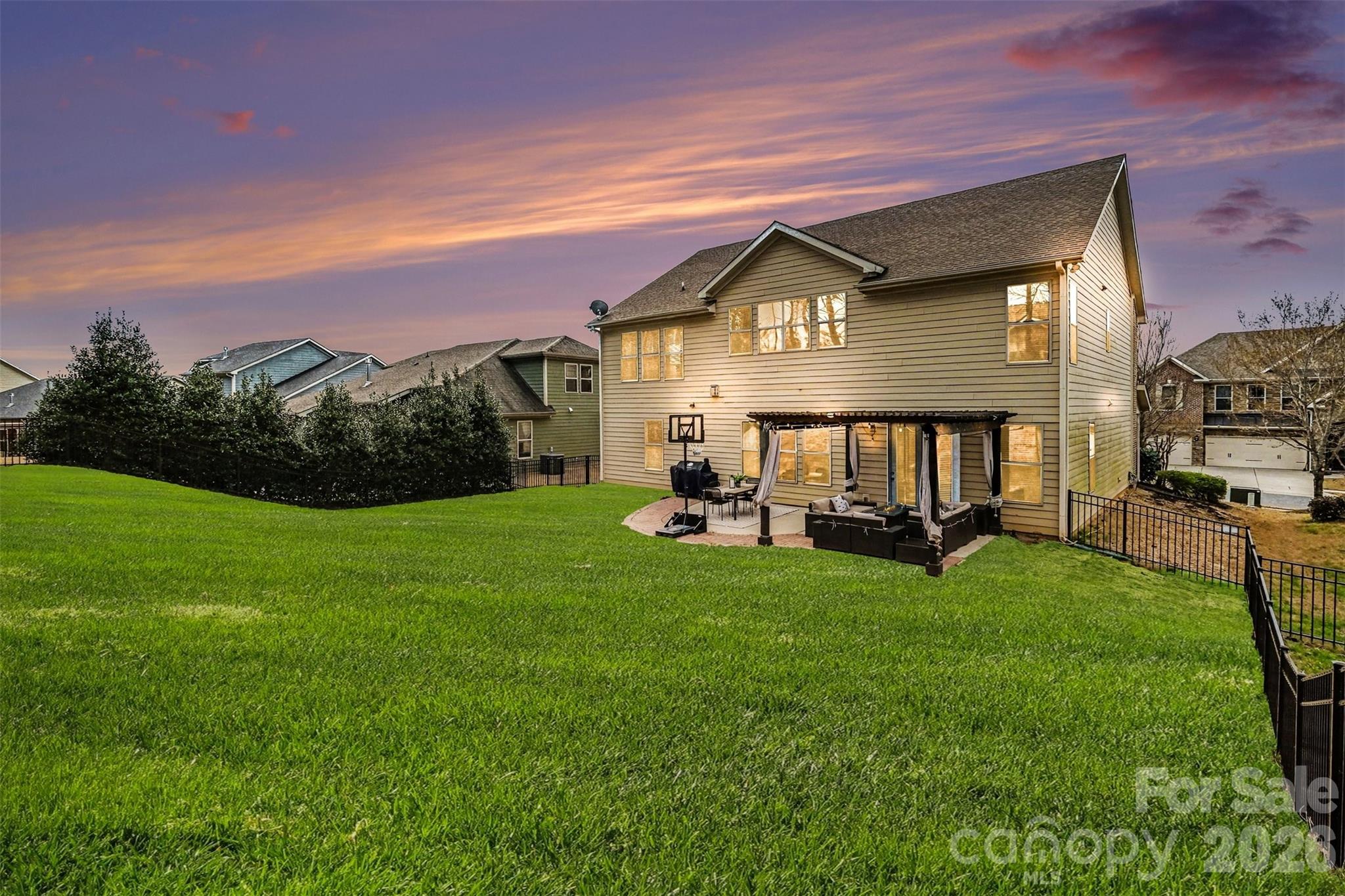 Lake Ridge - Residential