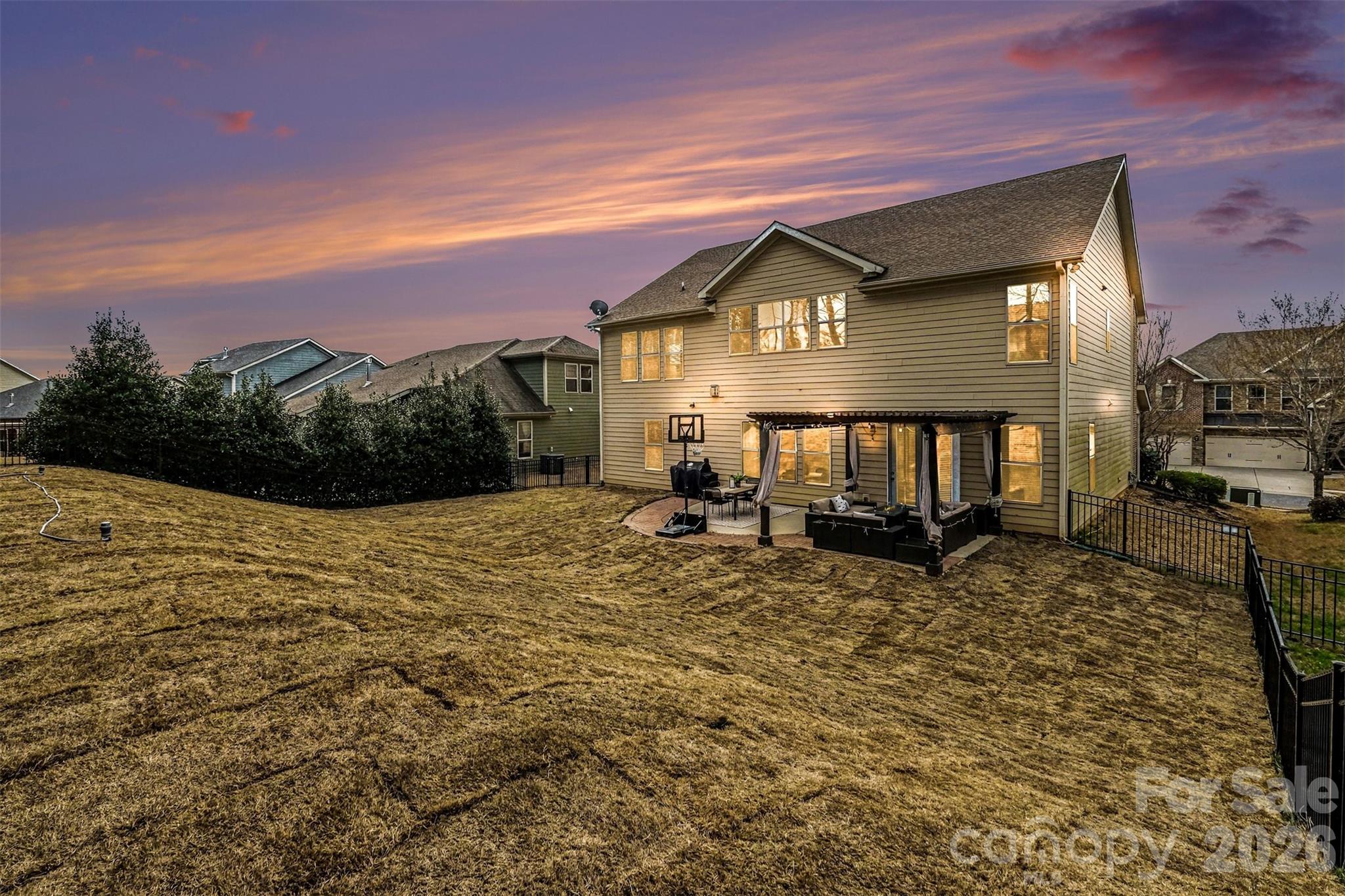 Lake Ridge - Residential