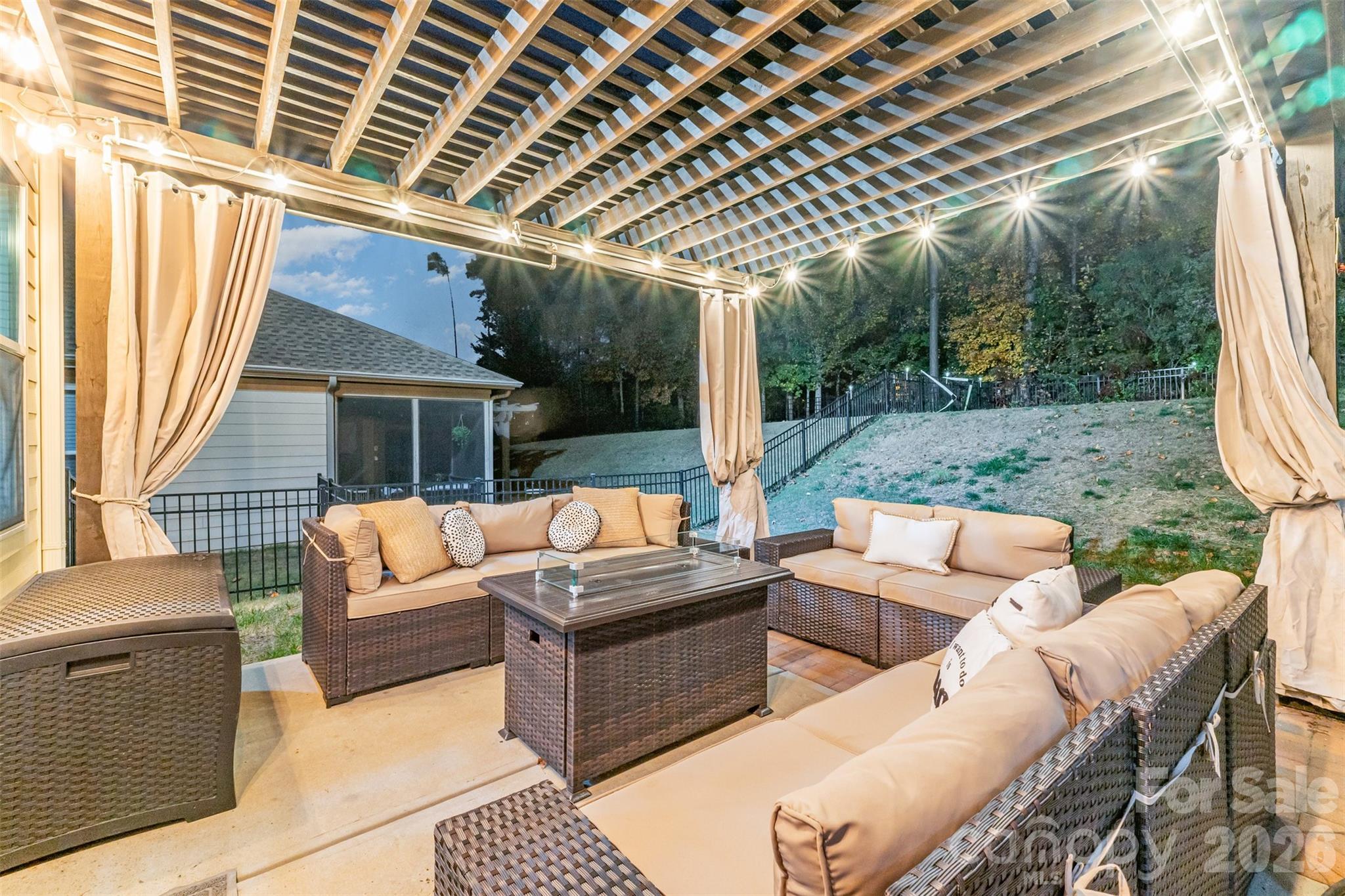 Lake Ridge - Residential