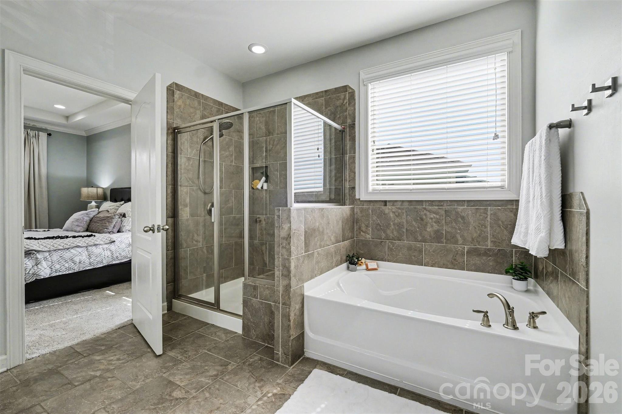 Lake Ridge - Residential