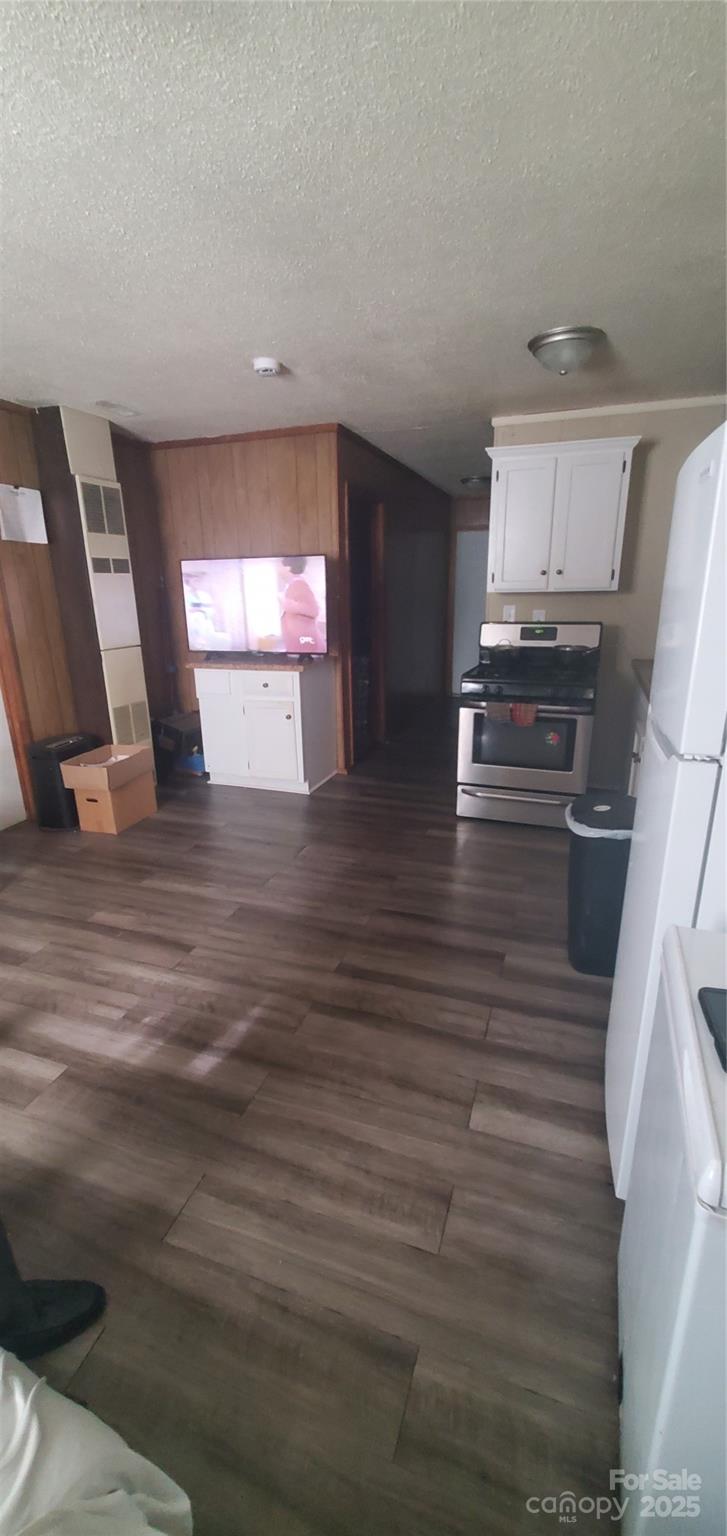 none - Residential Income