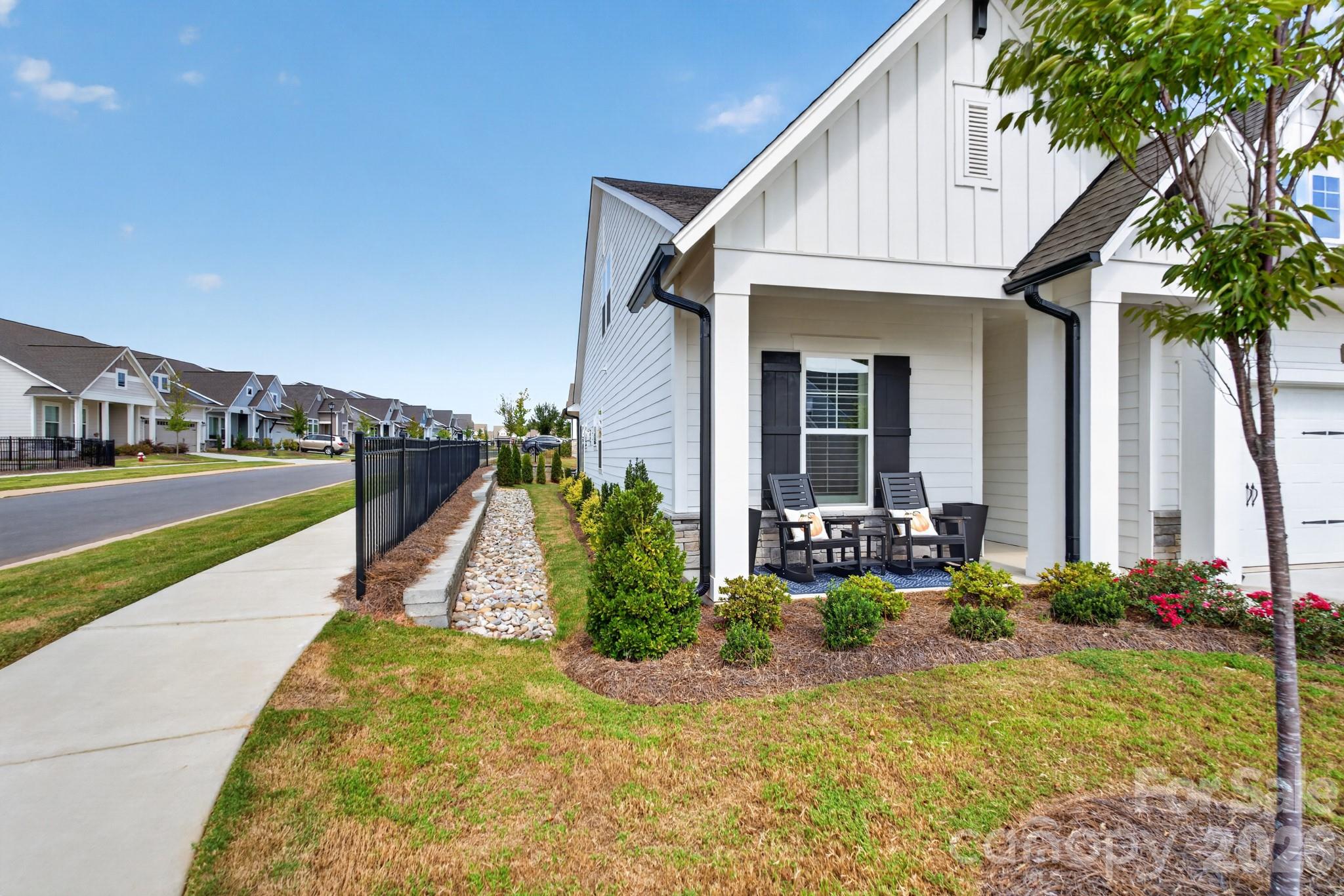 1018 Lowland Way