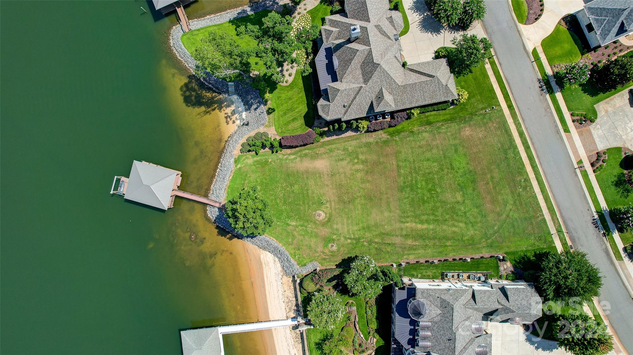 Joslin Pointe - Land