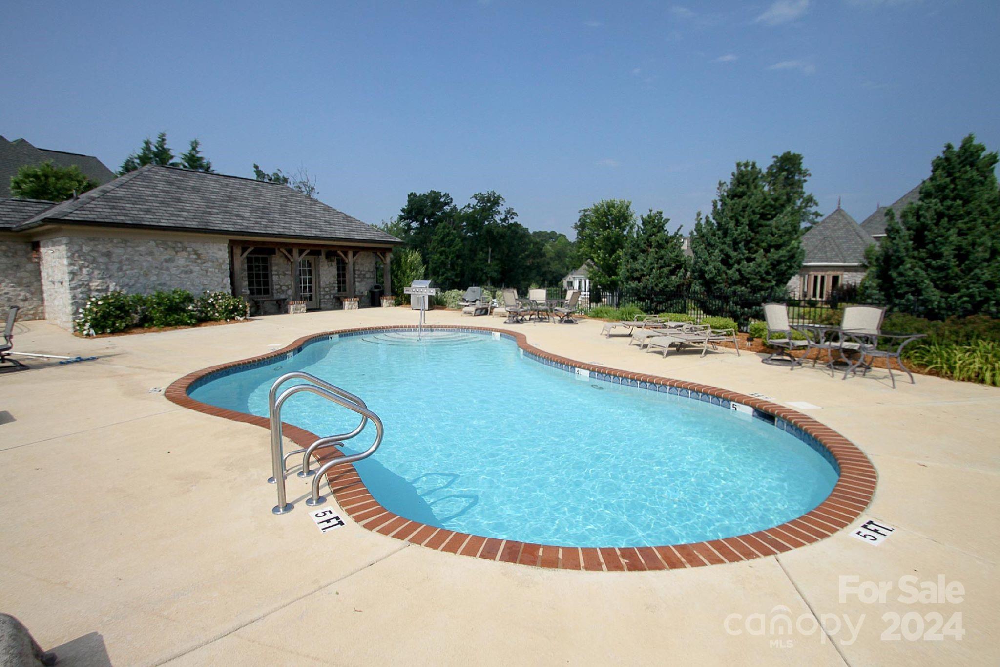 Joslin Pointe - Land