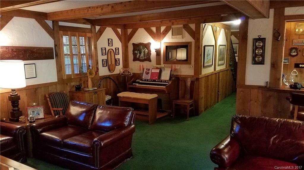 Amity Acres - Residential