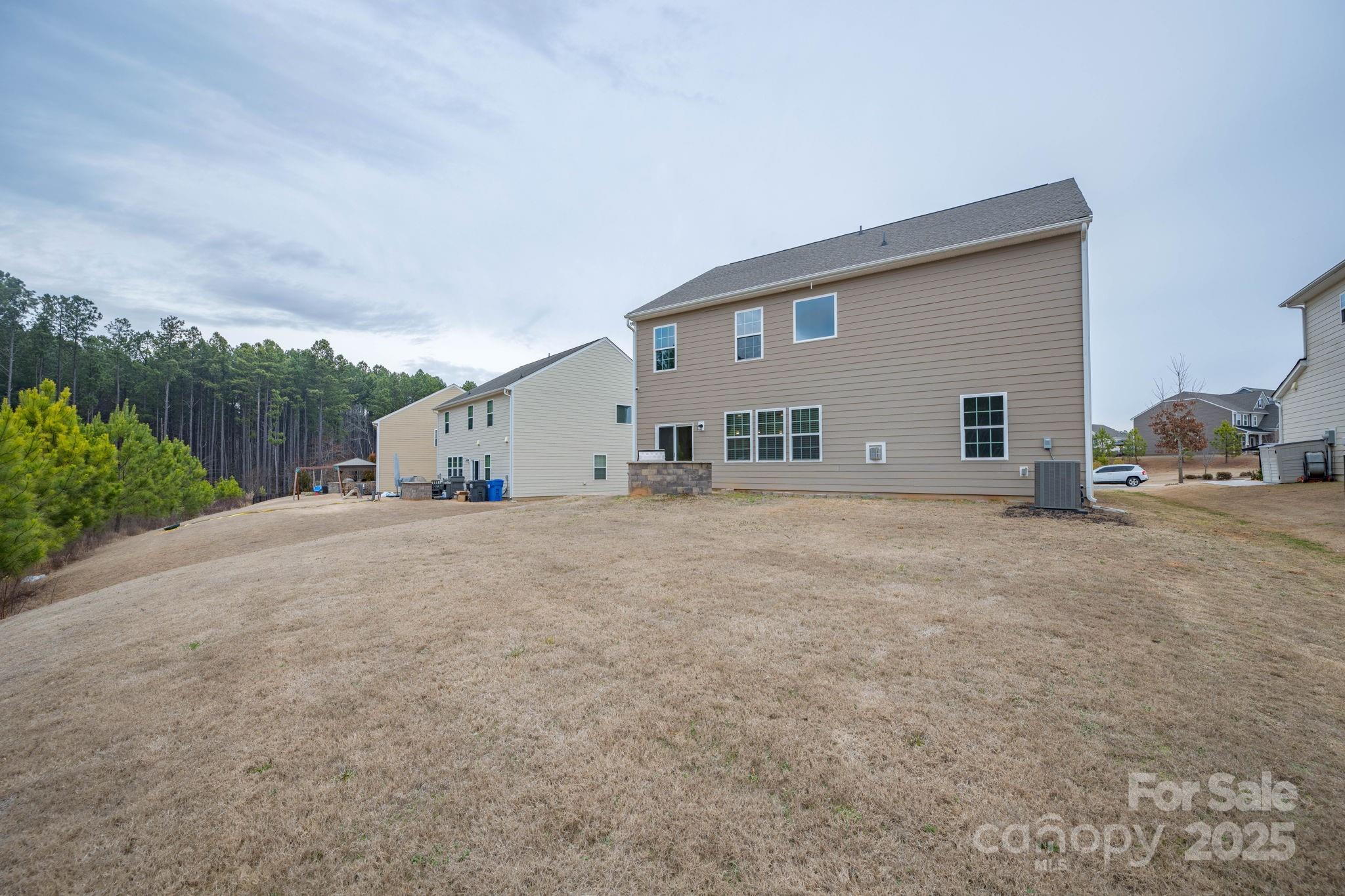 Falls Cove at Lake Norman - Residential